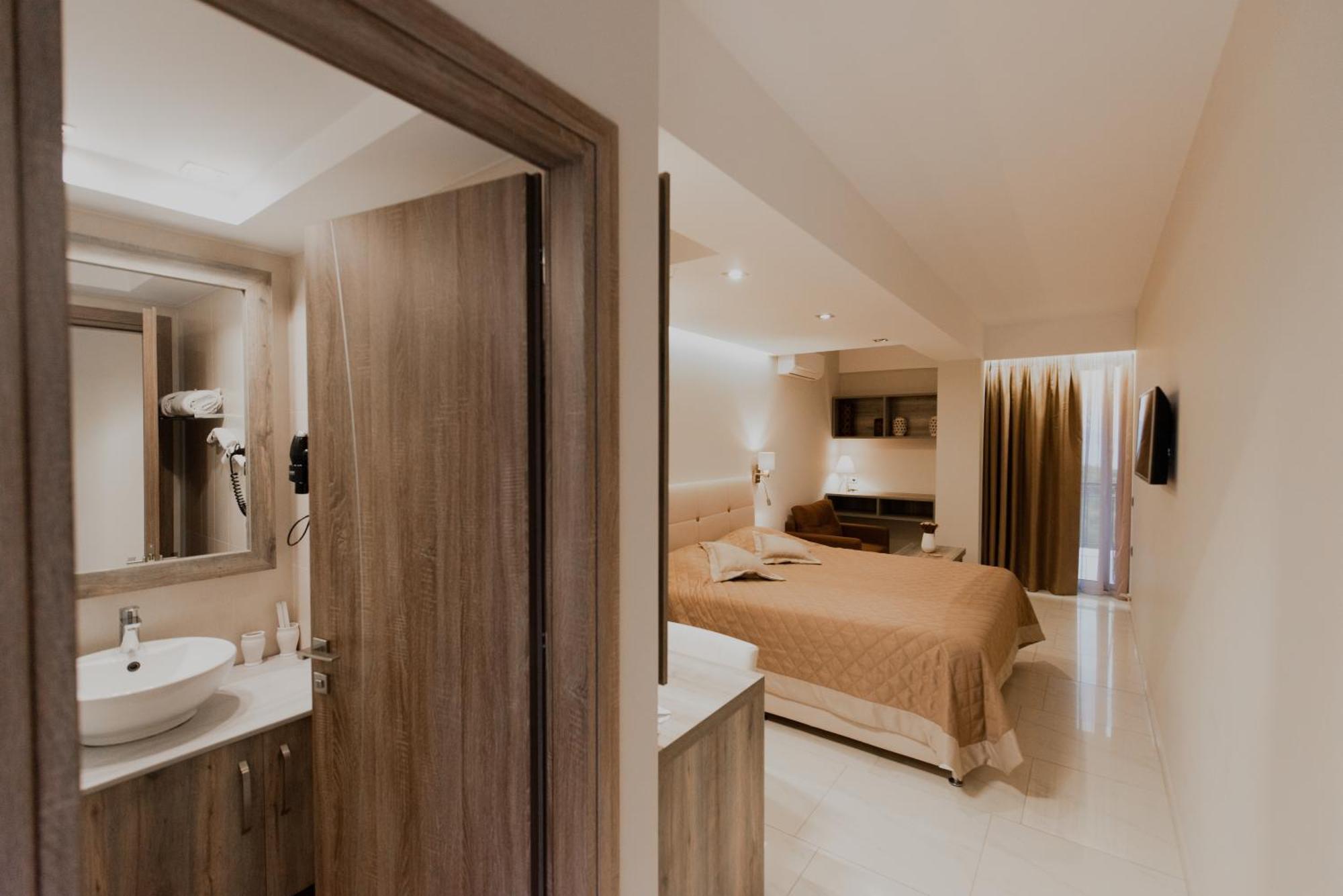 Akron Luxury Holidays Epidaurus Bagian luar foto